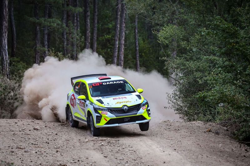 Petlas Lastikleri, Türkiye Ralli Şampiyonası’nda Başarıya İmza Attı