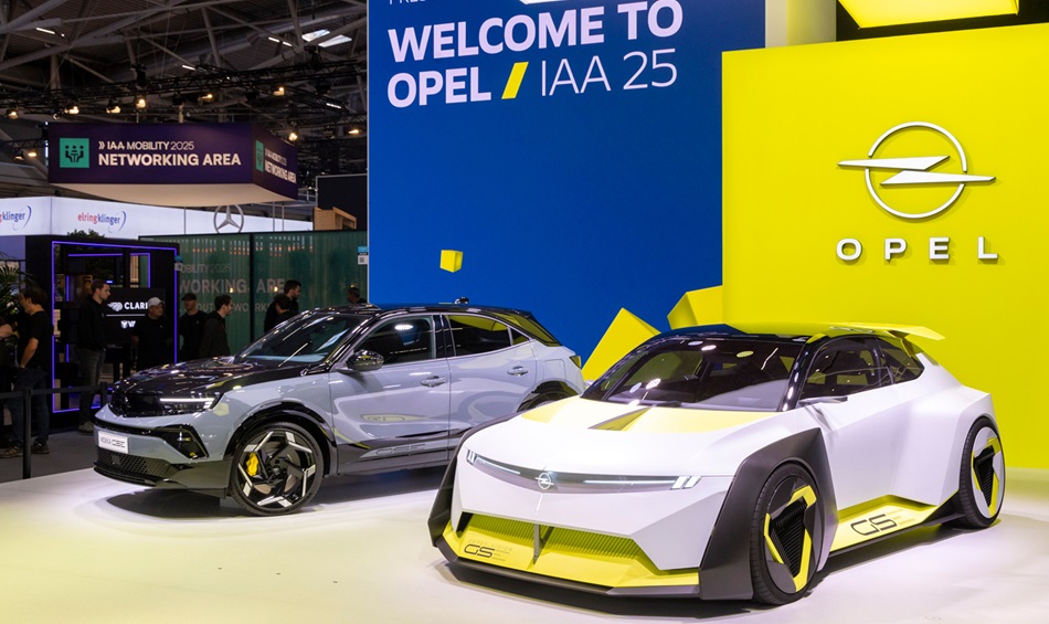 Opel GSE Efsanesini Bir Üst Seviyeye Taşıyor!