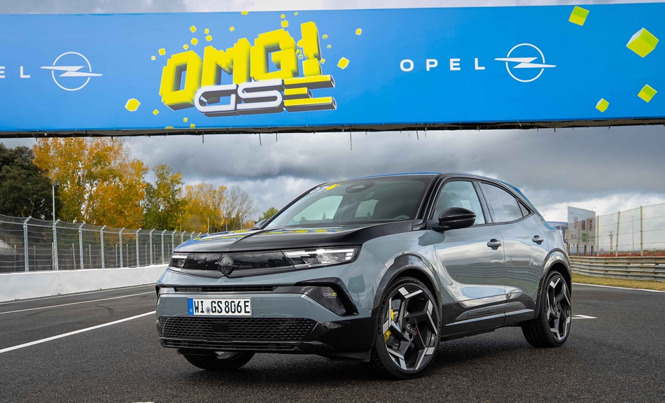 Opel’in En Hızlı Elektriklisi Mokka GSE Türkiye’de!