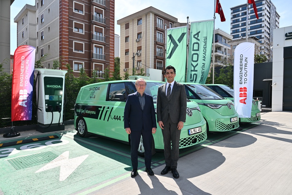 ABB ve Yüce Auto-Škoda, Mobil Hızlı Şarj Çözümü alanında önemli bir iş birliğine imza attı.