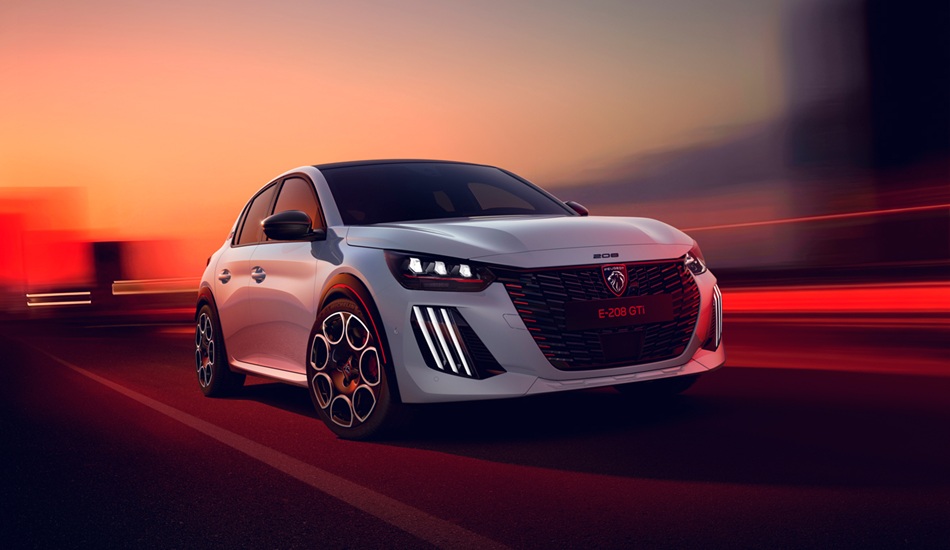 YENİ PEUGEOT E-208 GTi LE MANS’TA ÖRTÜLERİNİ KALDIRDI!